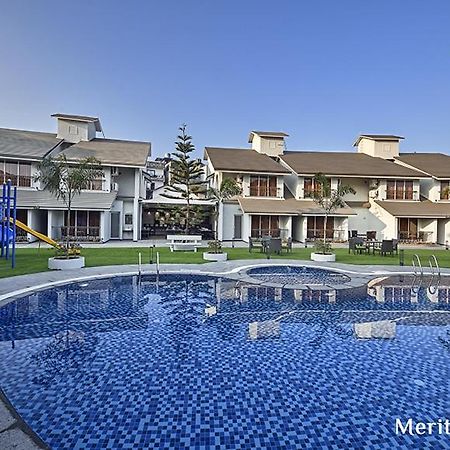 Meritas Adore Resort Lonavala Dış mekan fotoğraf