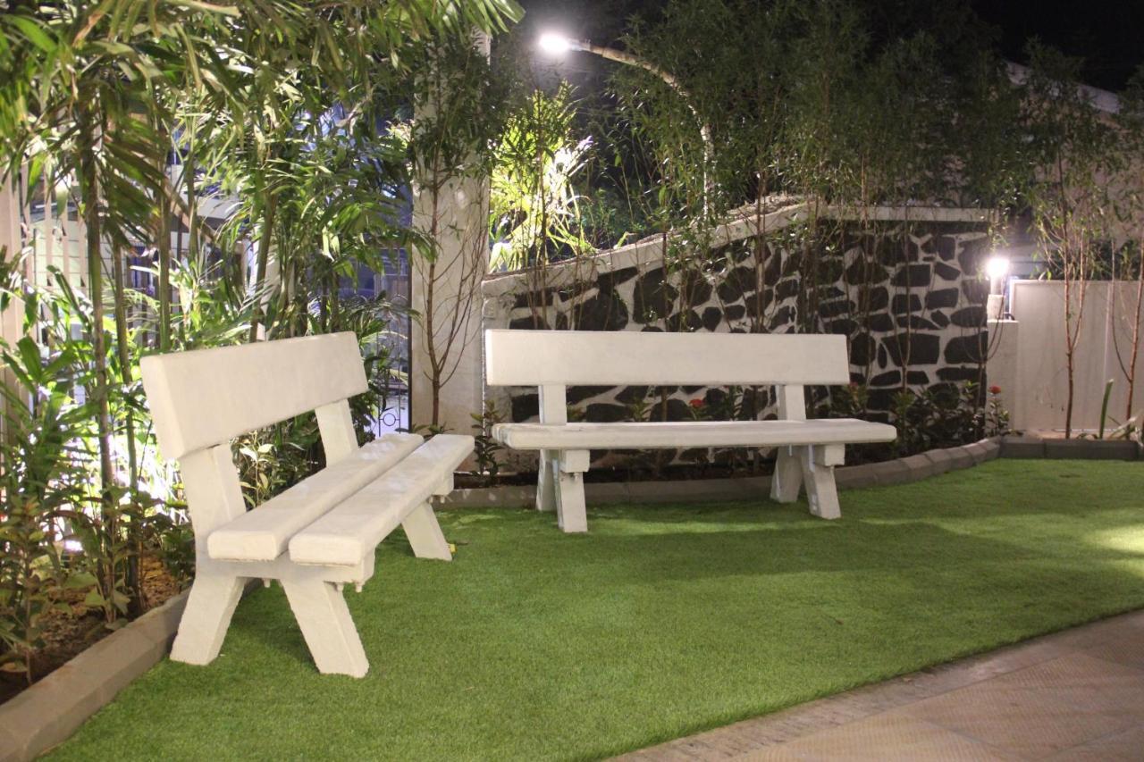 Meritas Adore Resort Lonavala Dış mekan fotoğraf